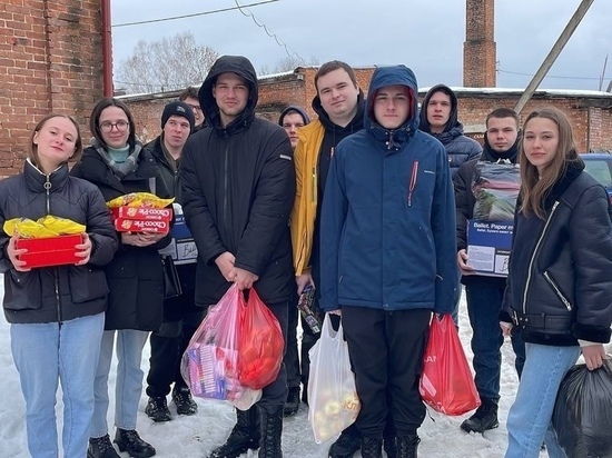 Смоленские студенты собрали гуманитарную помощь для Духовщинской школы-интерната