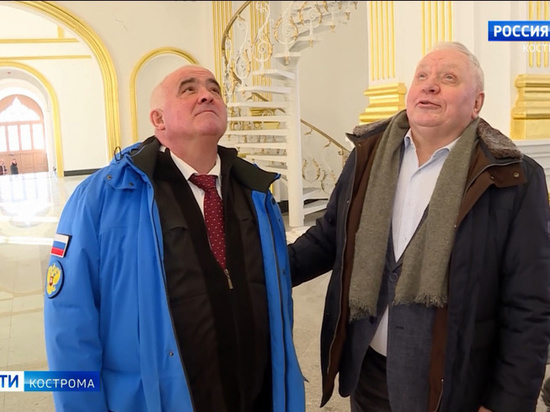 В Богоявленском соборе Костромского кремля вернули люстру Бориса Годунова