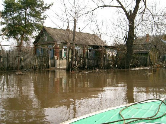 Паводок заставил эвакуировать еще 60 жителей Саратовской области