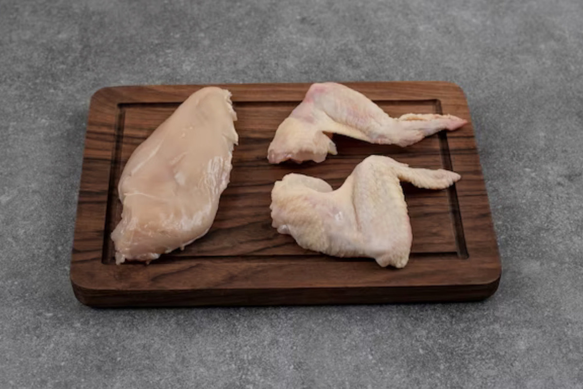 Ukraine accused Poland of supplying low-quality chicken