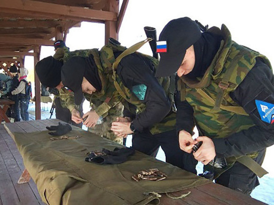 В столице Поморья провели военно-спортивную игру «Арктический юнармеец»