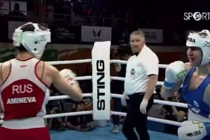 Azaliya Amineva from Ufa won the first fight at the World Boxing Championship