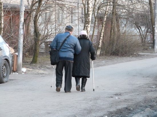 В России с 1 апреля проиндексируют социальные пенсии на 3,3%