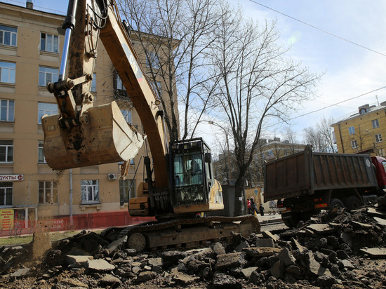 На ремонт дворовых территорий в Молочном израсходуют более 10 млн рублей