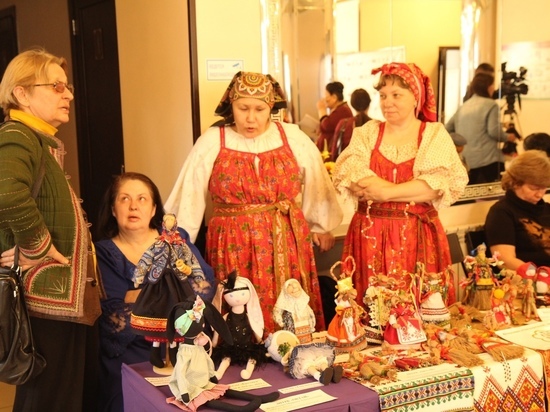 В Кызыле прошла выставка-конкурс «Среда кукол»