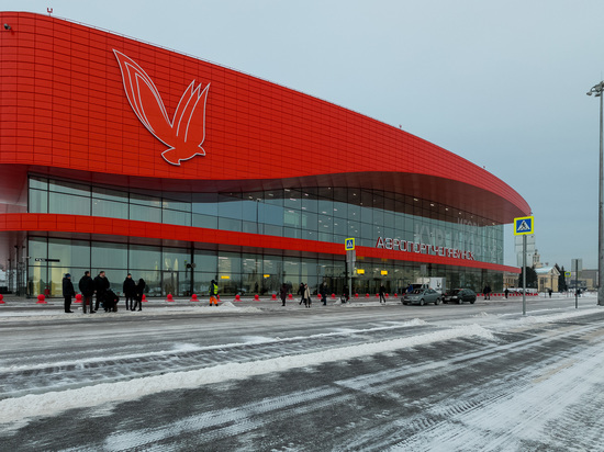 В Челябинском аэропорту на 13 часов задержали вылет в Сочи