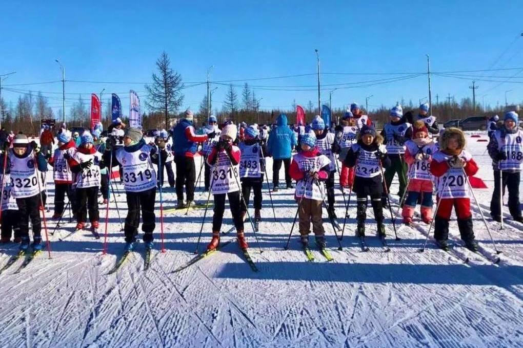 In Salekhard, 350 healthy lifestyle enthusiasts took to the Yamal ski track