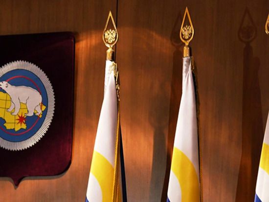 Дума Чукотского АО наградила двух педагогов из Алькатваама