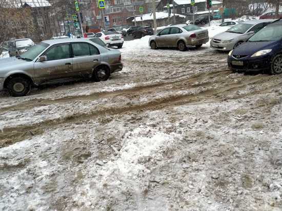 "Вы в командировку, чиновники на диван": томичи жалуются губернатору на неубранный снег