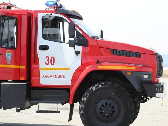 Пожарные потушили вспыхнувшее кафе в Хабаровске
