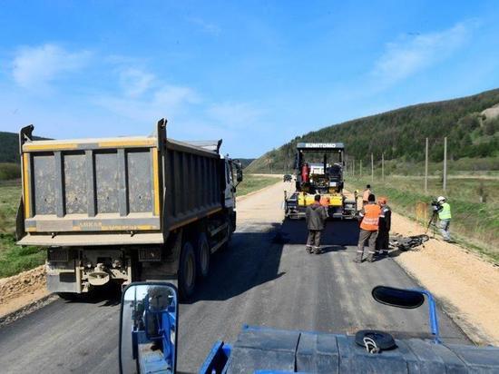 Пять километров дороги Лиственничное — Охотское отремонтируют на Сахалине в 2023 году