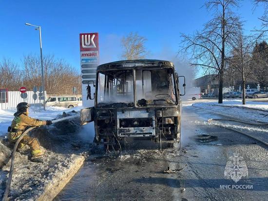 В полиции прокомментировали пожар в автобусе №189 в Новосибирске