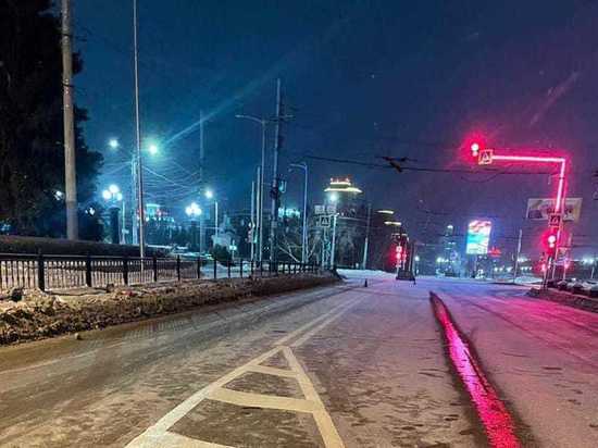В Омске установят светофоры на светящихся опорах еще на 9 улицах