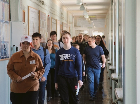 В филиале Московского энергоинститута прошел день открытых дверей для смоленских школьников