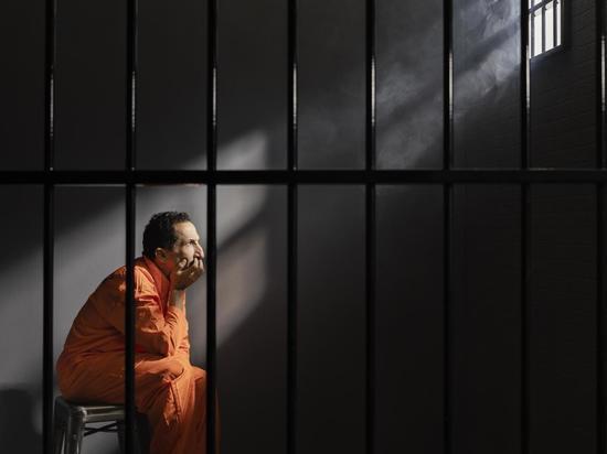 Суд постановил улучшить содержание заключенных в Германии