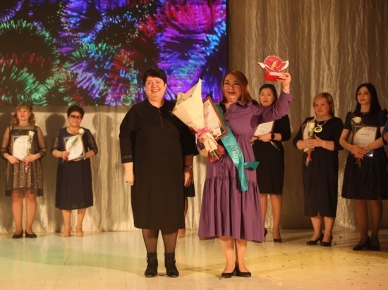 В Улан-Удэ завершился конкурс «Самый классный классный -2023»