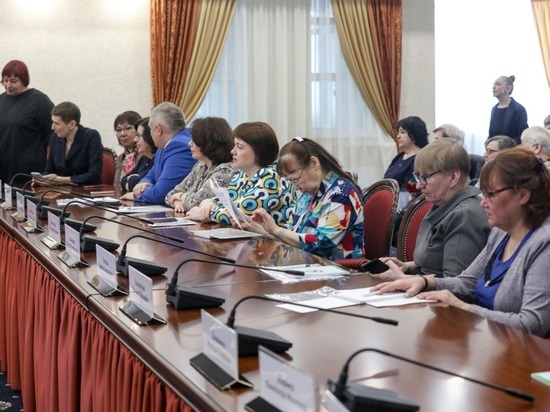 А также из Архангельска