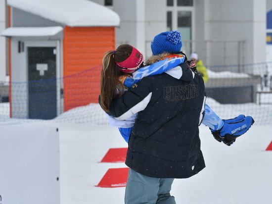Мурманская команда лидировала в лыжных гонках с 558 участниками из России и Беларуси