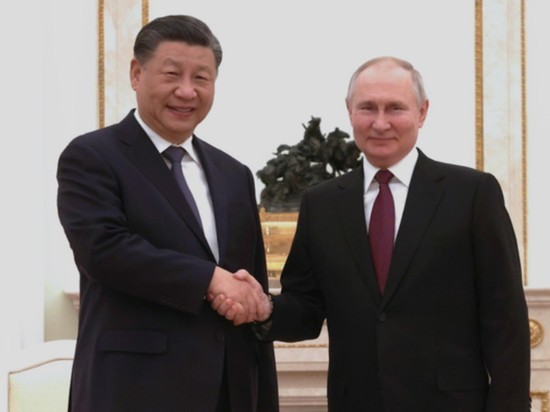 Захарова: Запад "изошел пеной", слушая речь Путина и Си Цзиньпина