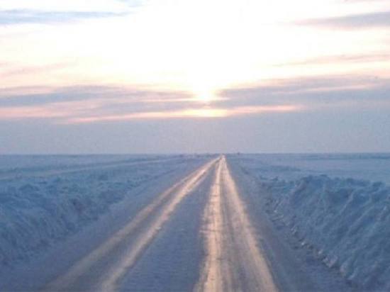 На зимник в Ямальском районе днем перестали пускать тяжелые машины