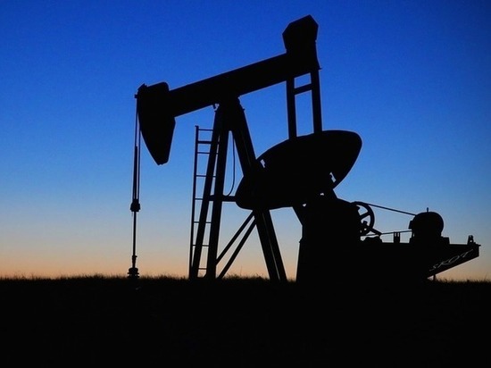 Иран ожидает "огромные объемы" свопов нефти и газа из РФ
