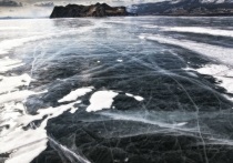 В Иркутской области 14 человек заблудились на льду озера Байкал, сообщает МЧС России в своем телеграм-канале