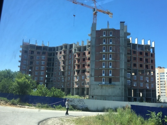 Прокуратура: при строительстве школы под Саратовом разворовали свыше 500 млн рублей