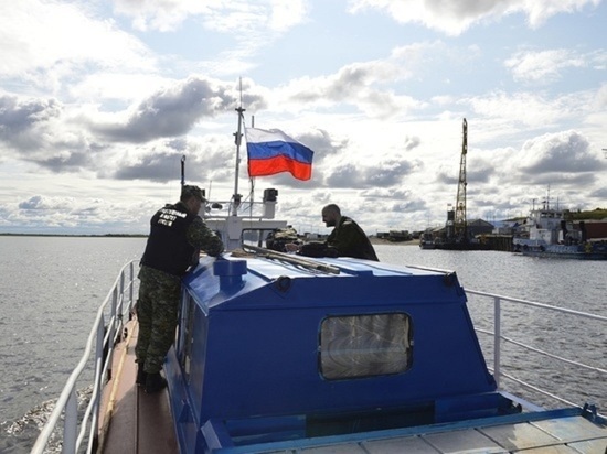 На Ямале осудят лодочника за смерть в воде двух взрослых и малыша