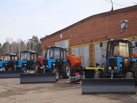 В Серпуховский коммунальный автопарк поступила новая техника