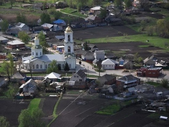 В Воронежской области реконструируют 250-летнюю церковь Михаила Архангела