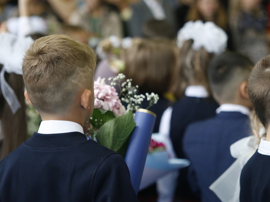 Более 68 тысяч первоклассников пойдут в школы Петербурга с 1 сентября