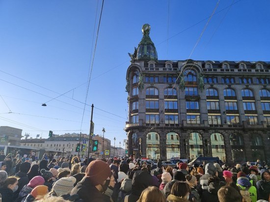 Петербург попал в тройку самых популярных авианаправлений апреля