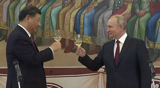 Путин произнес тост на обеде с Си Цзиньпином: видео 