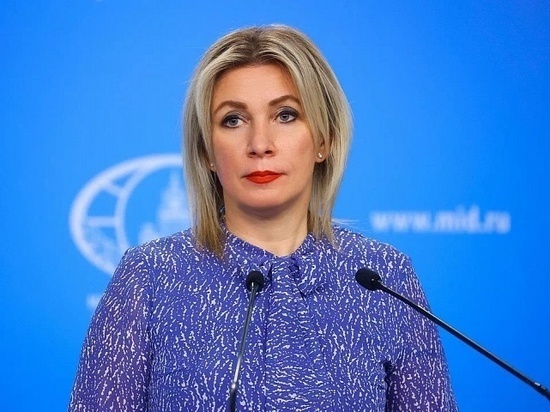 Захарова оценила планы Лондона поставить Киеву снаряды с обедненным ураном