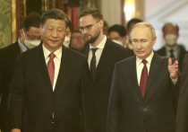 В среду председатель КНР Си Цзиньпин покинул Москву после двухдневного саммита с российским президентом Владимиром Путиным