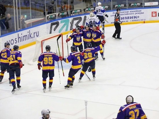 В полуфинал Всероссийской хоккейной лиги впервые вышли спортсмены из Воскресенска