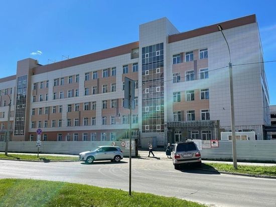 Поликлинику №14 в Барнауле откроют в августе 2023 года
