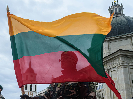 Балтийская республика решила больше не выдавать гражданство россиянам и белорусам