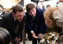 На полях Всероссийского фестиваля по профориентации «Билет в будущее», который проходит в Екатеринбурге, губернатор Свердловской области Евгений Куйвашев представил министру просвещения РФ Сергею Кравцову лучшие региональные профориентациооные практики