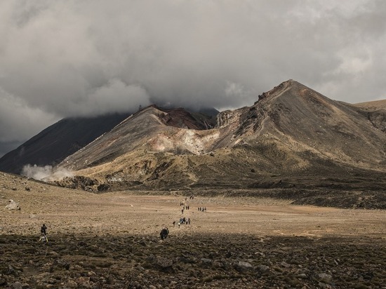Геологи и биологи из СПбГУ выяснили, как в условиях вулканов Камчатки формируются биоминералы