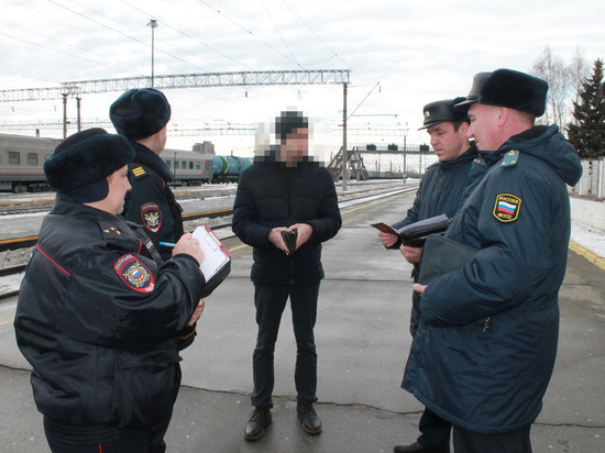 Задолжавшего 1 млн по алиментам мужчину задержали в Сарапуле