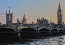 Из антироссийского санкционного списка Великобритании был удален первый заместитель главы ФСБ и член наблюдательного совета госкорпорации "Росатом" Сергей Королев, сообщает РИА Новости со ссылкой на документ, опубликованный на сайте британского правительства