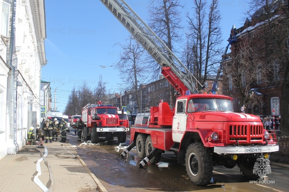 Студенты Костромского колледжа культуры талантливо сыграли роли пострадавших при пожаре