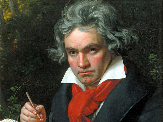 Новая версия смерти великого Бетховена названа после изучения прядей волос