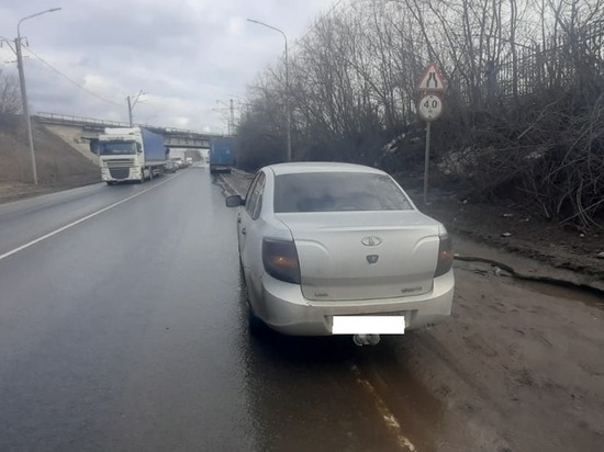 В ДТП на трассе М-5 в черте Рязани пострадал 25-летний водитель Lada
