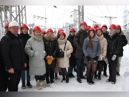Директор филиала «Ивэнерго» Андрей Ухтин провел экскурсию для студентов ИГЭУ по крупнейшему энергообъекту региона