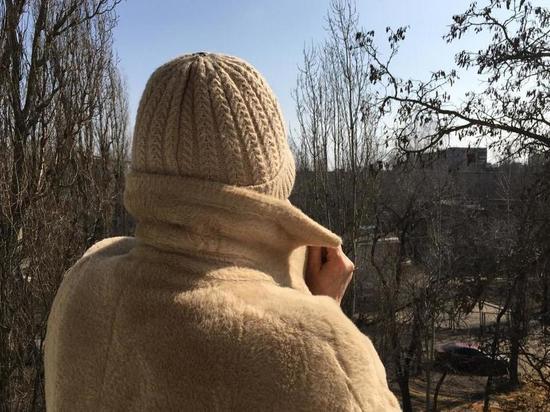 Жительницу Воронежской области оштрафовали за шапку с изображением конопли