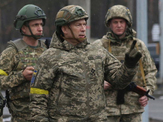 Глава сухопутных войск ВСУ анонсировал наступление Украины на Артемовск