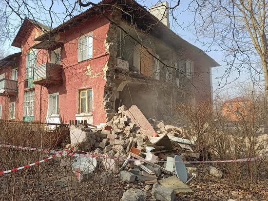 Еще два обрушения произошли в жилом доме в Киреевске, пока следователи проводили проверку