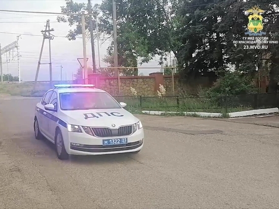 В Выселковском районе правоохранители помогли 4 жильцам выбраться из задымлённого дома